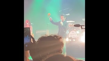 Rick Astley & Blossoms perform The Smiths- There Is A Light That Never Goes Out