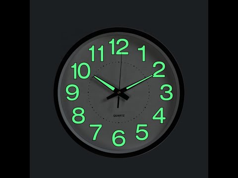 ساعة حائط مضيئة