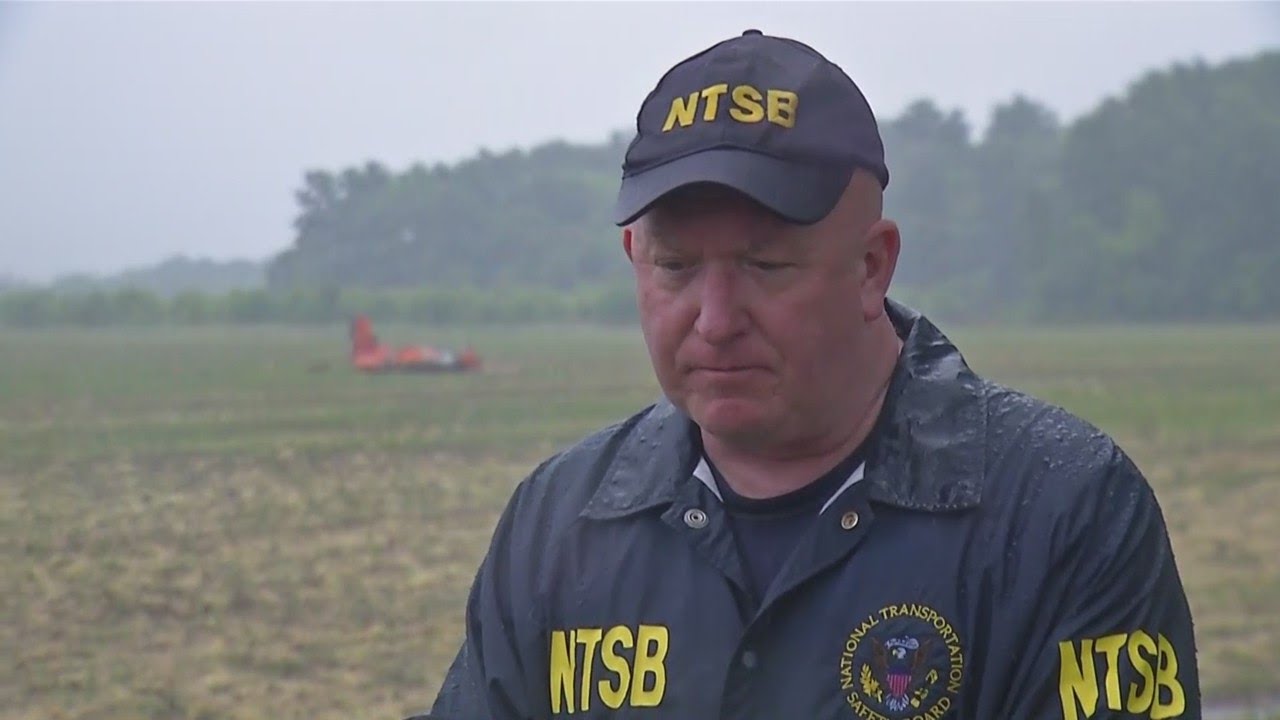 NTSB provides update on fatal plane crash - YouTube