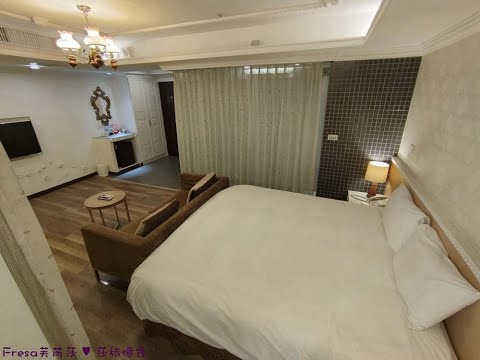 文華道會館：逢甲夜市商圈吃喝玩樂就住這！歐風典雅寬敞房型.免費足浴池超放鬆