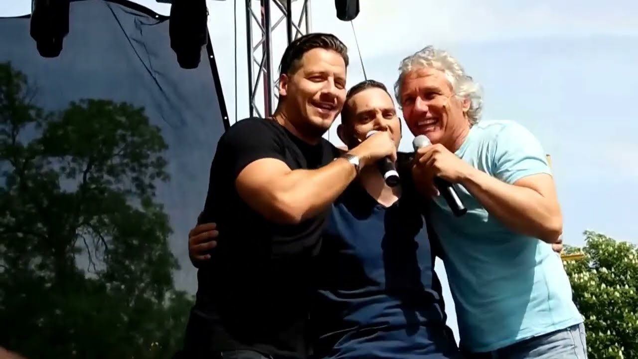 Buch Tibor, Kiss Noró, Vastag Csaba: 220 felett