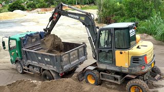 Máy Xúc VOLVO EW60C Múc Đất Lên Xe Ô Tô Tải Ben Cửu Long TMT | Excavator Dump Truck | TienTube TV