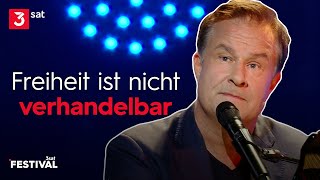 Lars Reichow singt über den Ukraine-Krieg und die Rolle der deutschen Regierung daran | 3satFestival