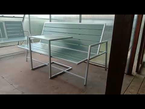 Скамейка трансформер: кровать, приставной столик - YouTube