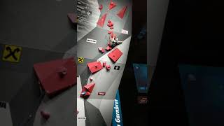Janja Garnbret climbing lead in Combined Finals @WC 2018