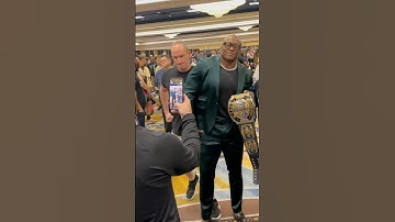 I can probably take these guys in the ring. #hurtsyndicate #aew #wwe 🎥: @fitness_and_oats