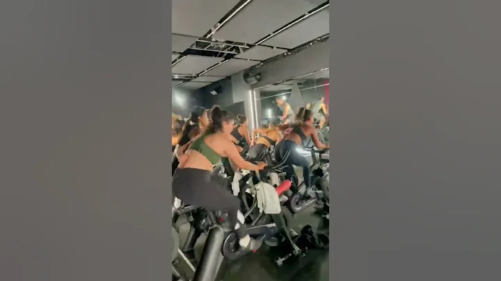 I tried the most INTIMIDATING cycling class in NYC and it SHOCKED ME | AARMY Cycling Review - DayDayNews
