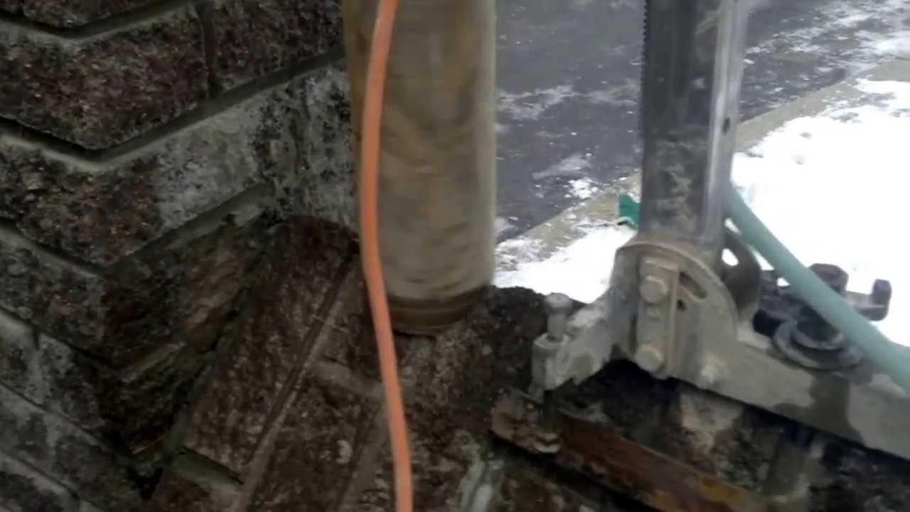 Алмазное бурение (сверление) бетонного забора под столбы - YouTube