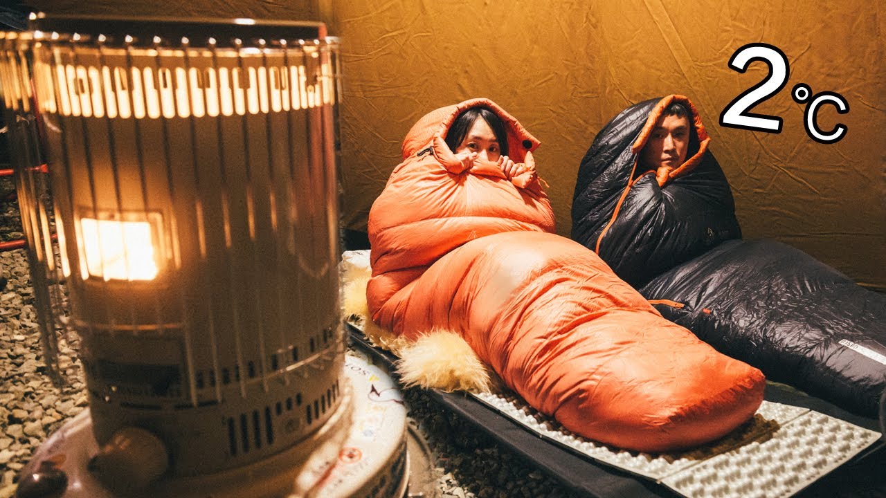 不要轻易尝试在气温2℃的山顶露营！篝火做寿喜锅，与青椒牛肉烤串，治愈自己的内心 [Camping Ep.13] ｜ 8K