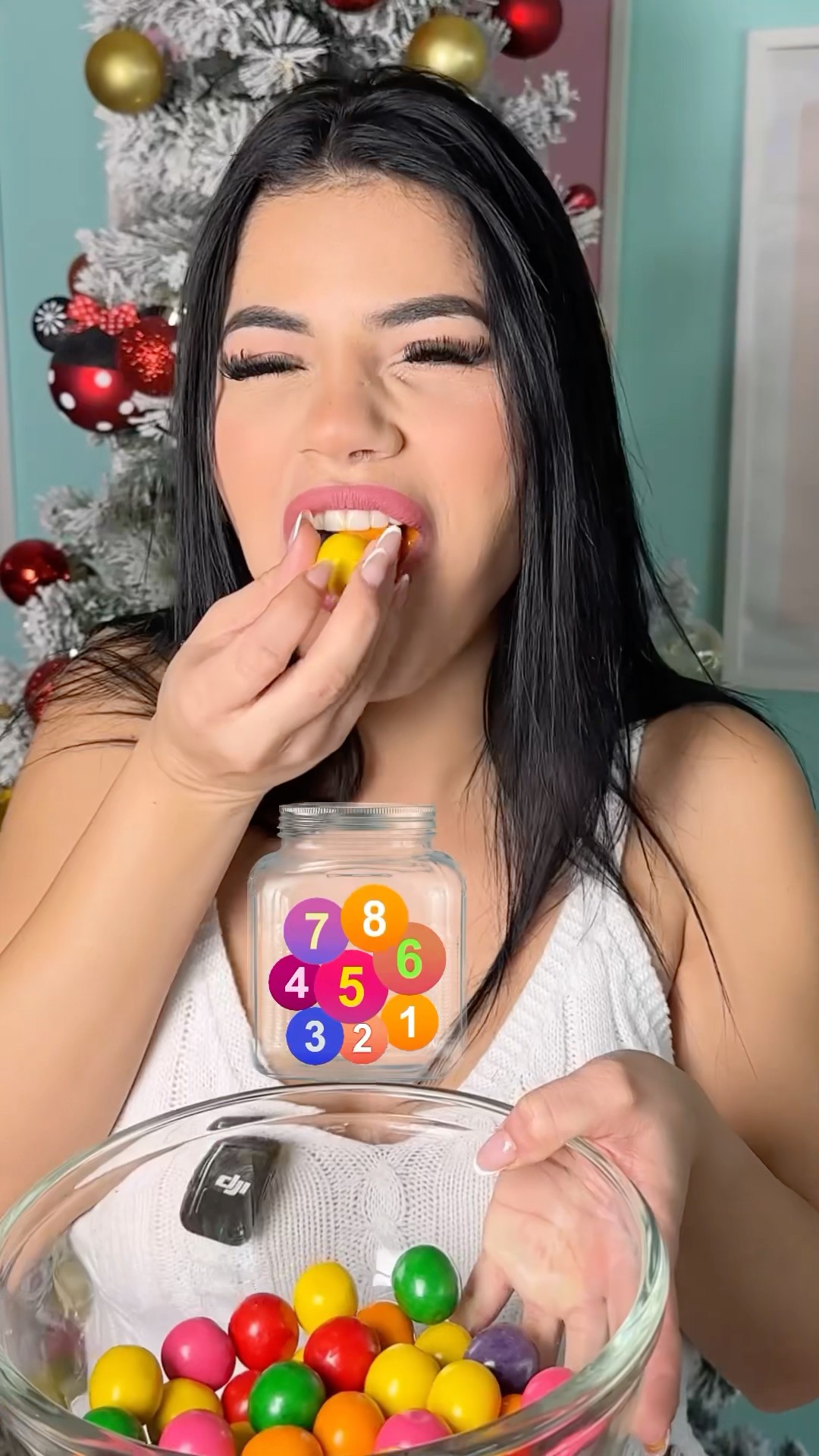 CUÁNTOS CHICLES CABEN EN MI BOCA?