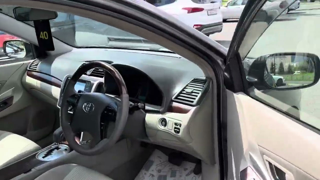 Toyota Premio, 2011 год.