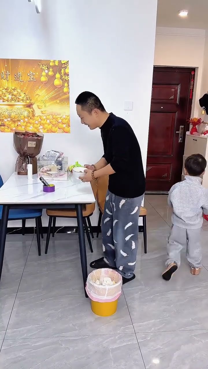 爸爸这次懵圈了吧！#Cute baby#Cute#呆萌小米宝#聪明宝宝#萌娃#整蛊#测试