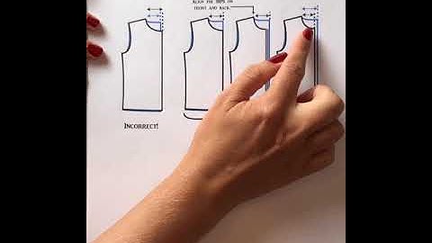 Front Neck Gaping -  no princess seams - How to fix neckline issues on a sewing pattern