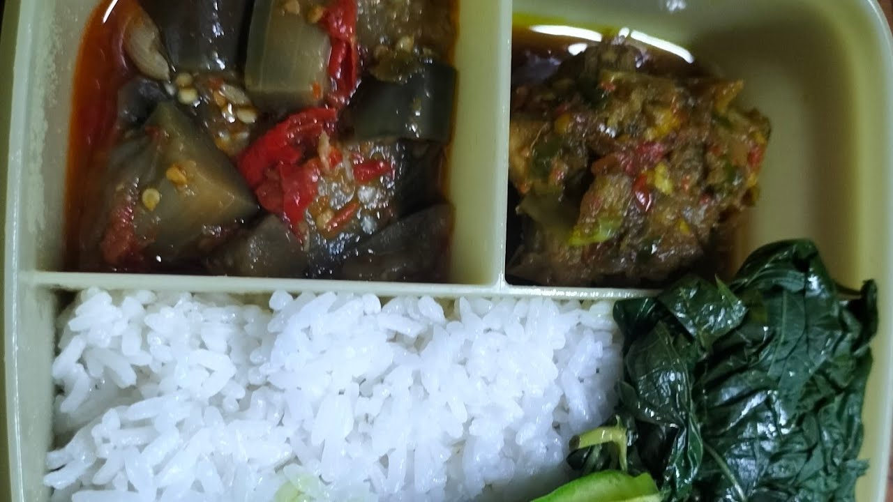 DINAS MALAM MAKAN SAMBAL TERONG,RICA RICA AYAM - YouTube