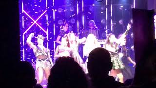 Six The Musical Curtain Call 01/09/2018