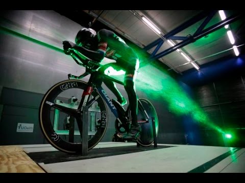 A 3D printed mannequin of Tom Dumoulin in the wind tunnel helps gain a competitive advantage