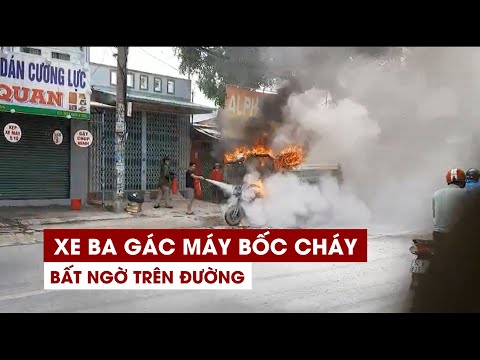 Video Đang chạy, xe ba gác máy chở nệm bốc cháy ngùn ngụt... - youtube