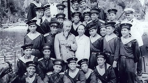 QMT244 NGƯỜI ĐI TÌM HÌNH CỦA NƯỚC Chế Lan Viên