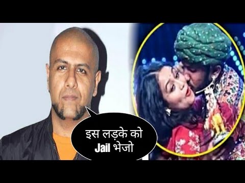 Neha kakkar KISSED ForcefullyVishal Dadlani REACTS  Indian Idol 11