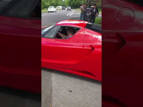 Ferrari ENZO startup