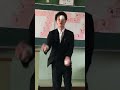 【すご技】先生が卒業式にて凄技を披露