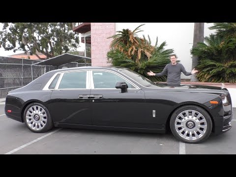 the-2018-rolls-royce-phantom-is-a-$550,000-ultra-luxury-car