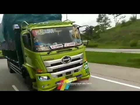  truk hino 500  madura oleng parah YouTube