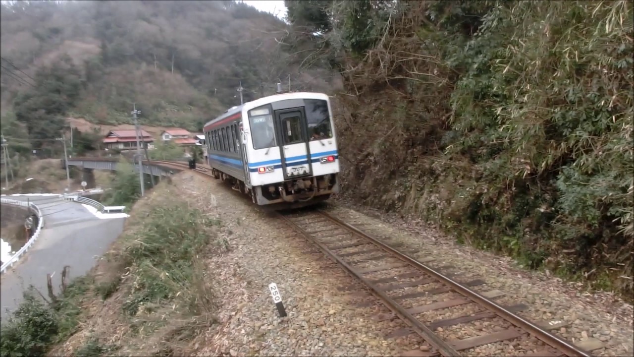 長谷駅の全景と三次行き普通列車通過シーン Jr三江線 Youtube