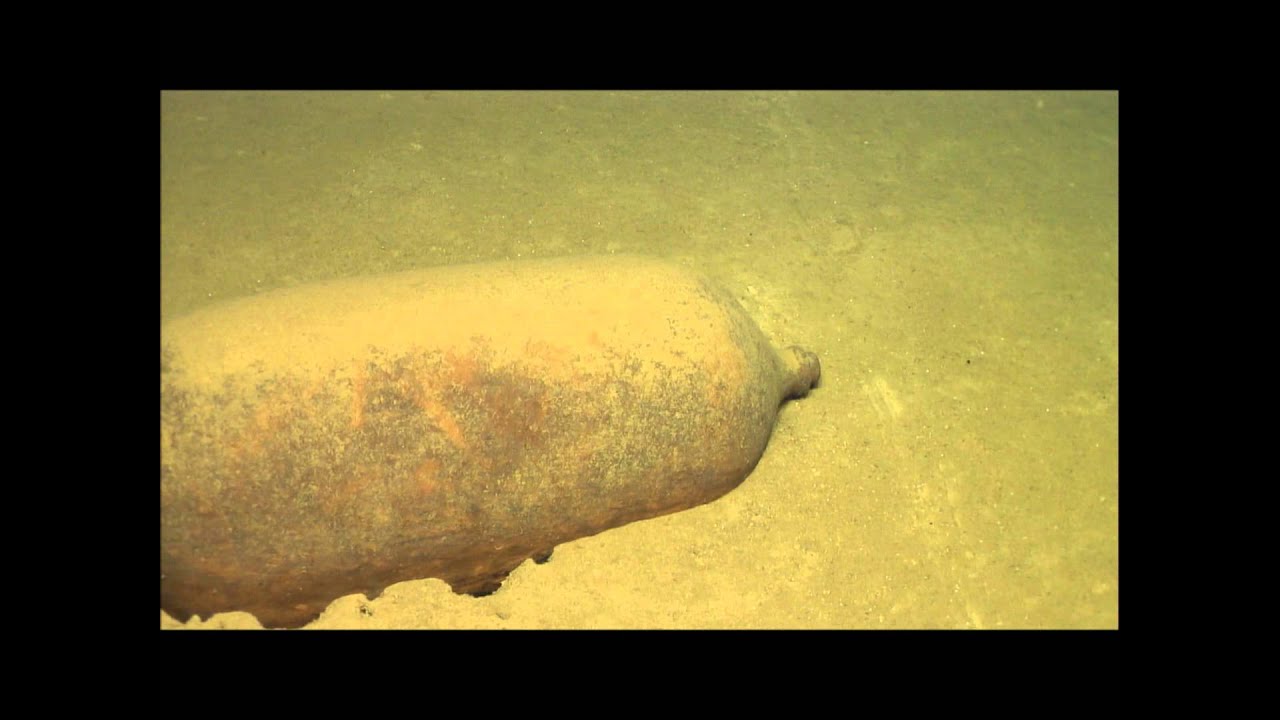 IGI-10 - 3d cent roman wreck 1370m By HCMR