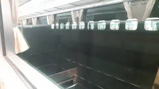 642次樹林發車經由花東線開往台東的E411單電頭+八節復興號,和開往南港的台灣高鐵700T型高鐵列車