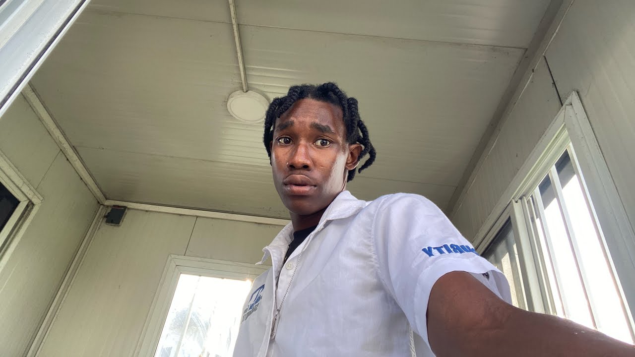 Just chatting(day twenty four:)