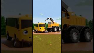 Giant Trucks Save the Sinking School Bus in Quicksand! 😱🚗 #excavator #trucksforkids #schoolbus