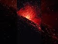 Erupción Volcán de Fuego montañistas en la cumbre graban la erupción domingo 9 marzo 2025 Guatemala