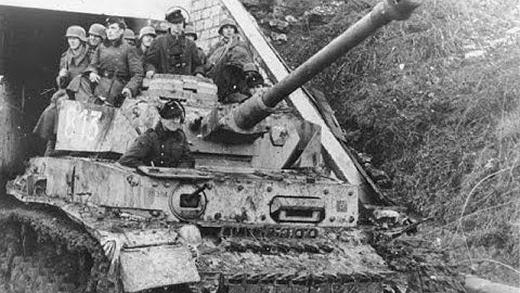 [CoH2][1v1] Propagandacast #746 [WM]Hama vs [SU]Drivemeintoswordrange