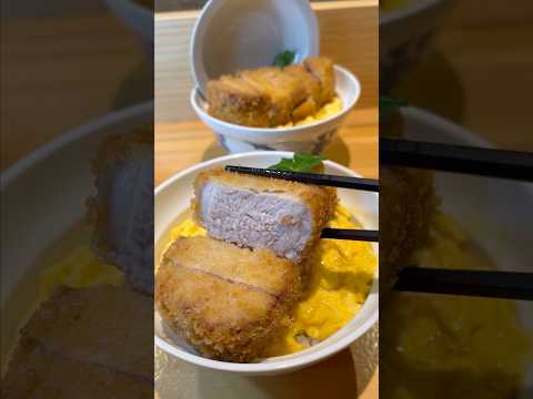 蓋を閉めるにはデカすぎた肉厚カツ丼 #japanesefood #名古屋グルメ
