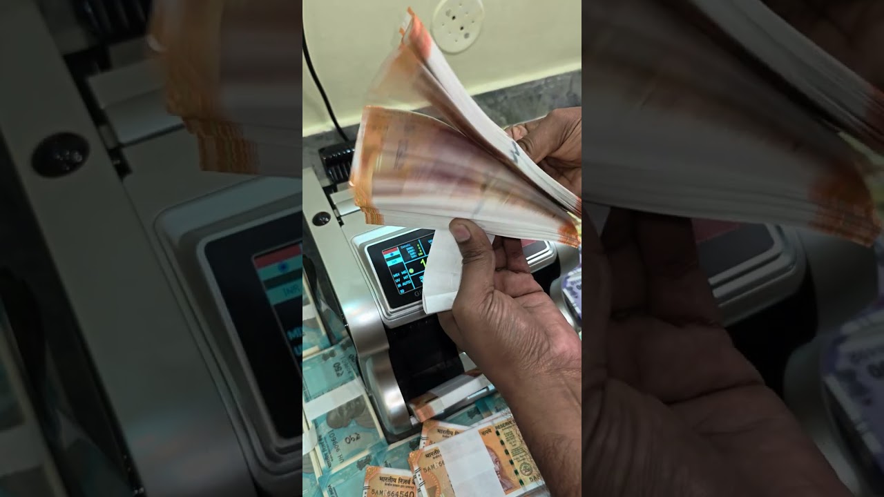 ASMR: Unboxing and counting the new Indian rupee notes 