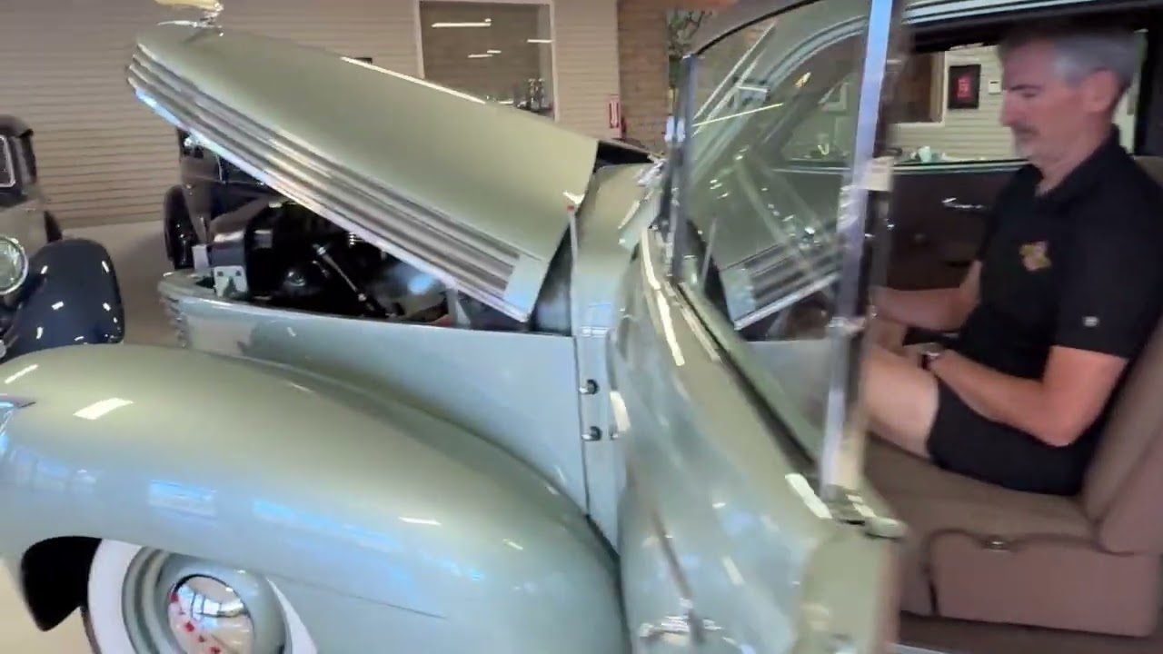 Startup Video  - 1940 Graham 108 Spirit of Motion Sharknose!
