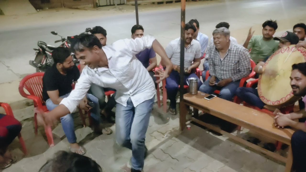 चाल चंदा डागलिया झीणी झीणी चालनी#fagan #udaipurwati #dhamal #holi #rajasthani