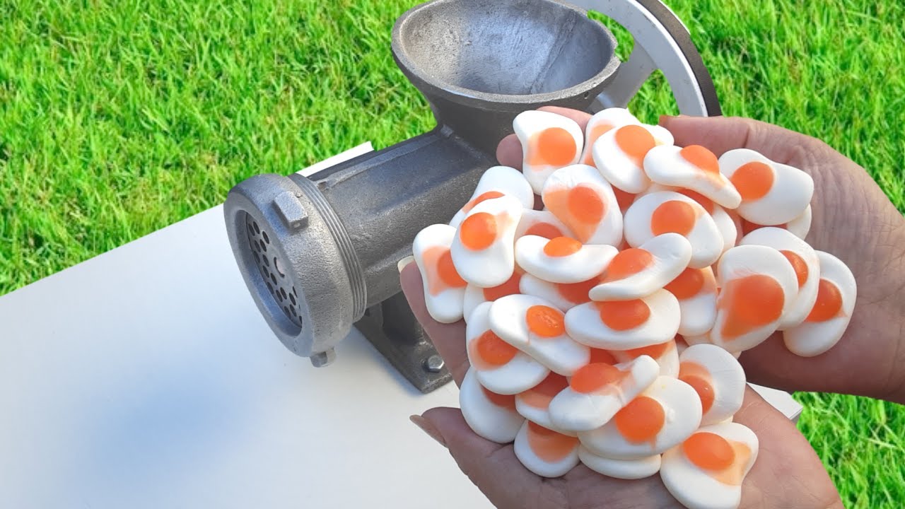 EXPERIMENTS JELLY EGGS vs MEAT GRINDER YouTube
