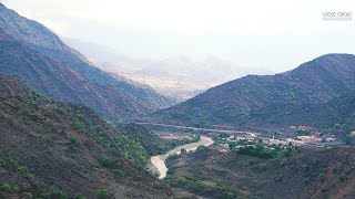 وادي الموت (الحياة) أودية جارية وسفوح خضراء 4K