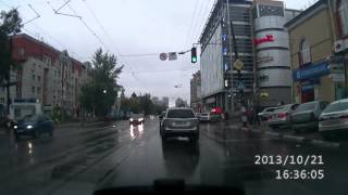 ДТП насмерть задавила сотрудницу полиции в Нижнем Новгороде 21.09.2013 Porsche Cayenne