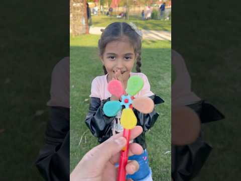 لولي بوب عل شكل ألوان شفا اكسبلور كيدز  