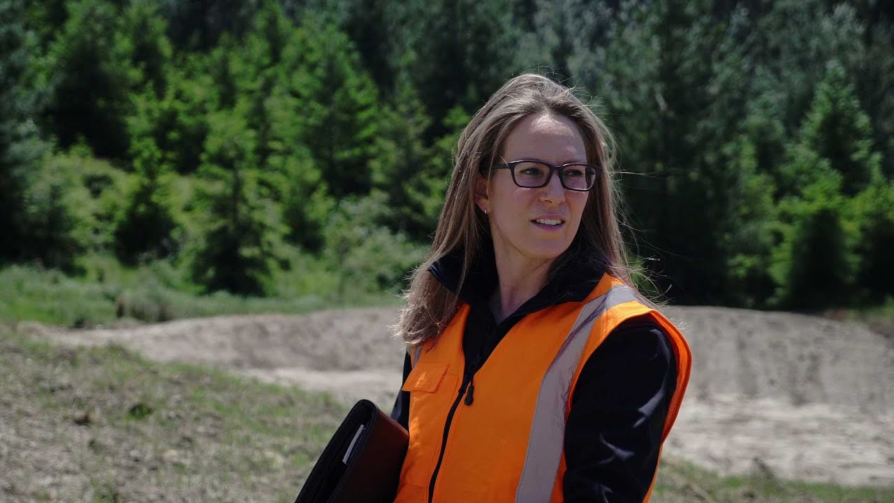 Глобальное образовательное путешествие Кэти приносит пользу местному сообществу.