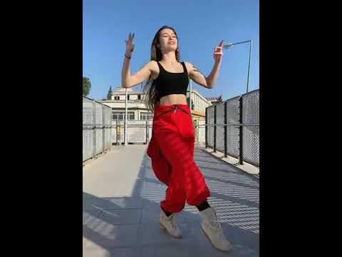 Dans zamanı edayon dans - en güzel dans videoları kısa dans video #shorts #tiktok #dans #Dance