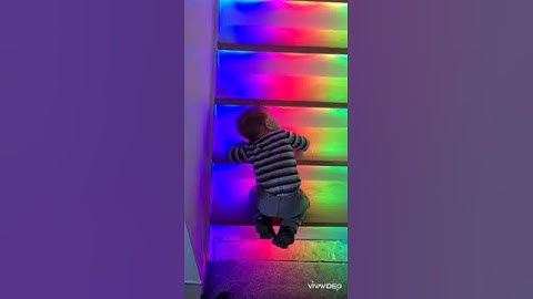 Neopixel staircase. Quality control :) esp32 running WLED and the motion sensors