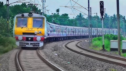 Aerodynamic Face & Flat Face Old EMU Trains Speeding in Huge Curve Back to back | Eastern Railways