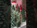 Je monte le sapin de Noël avec vous 🎄