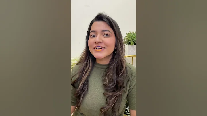 Trying Crazy Lip COMBO 😱  Yellow + Blue #shivangisah #shorts #youtubeshorts #TrendingOnShorts