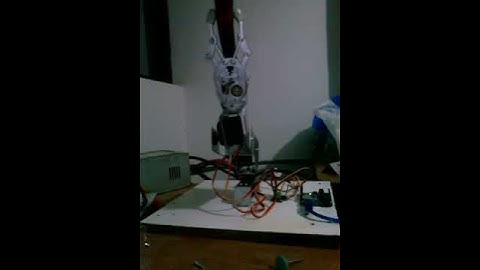 Brazo Robot con Servomotores - Arduino