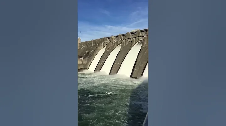 Cherokee Dam spills its water for the first time since 1994